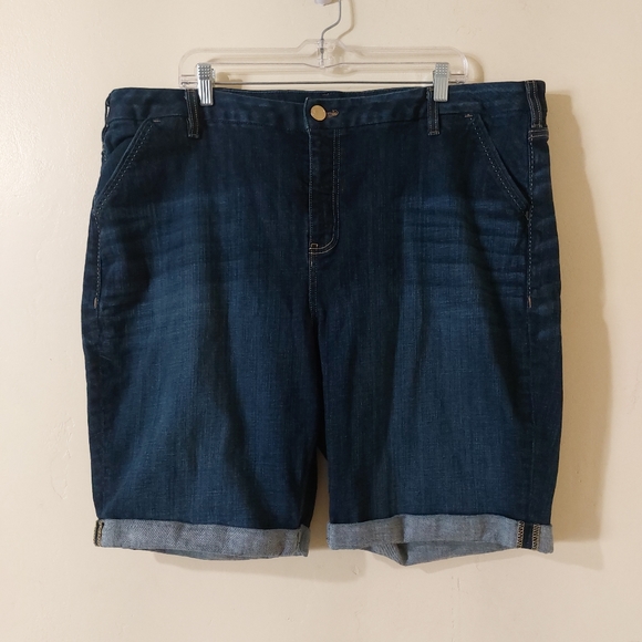 Lane Bryant 24 Plus Size Dark Wash Cotton Blend Cuffed Bermuda Shorts Womens - Picture 10 of 10